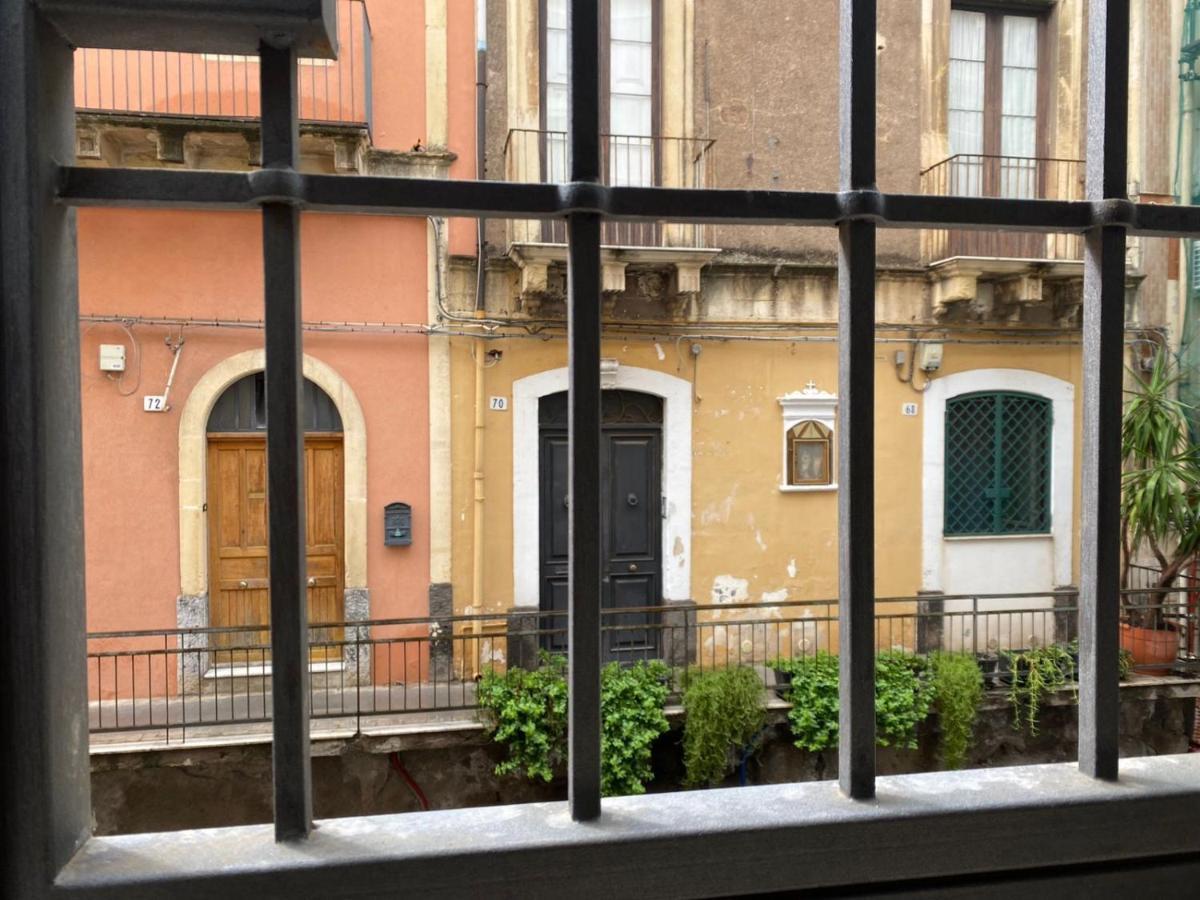 Apartment Alfonzetti-5 Min Walk To Central Train And Bus Station Catania Exterior foto